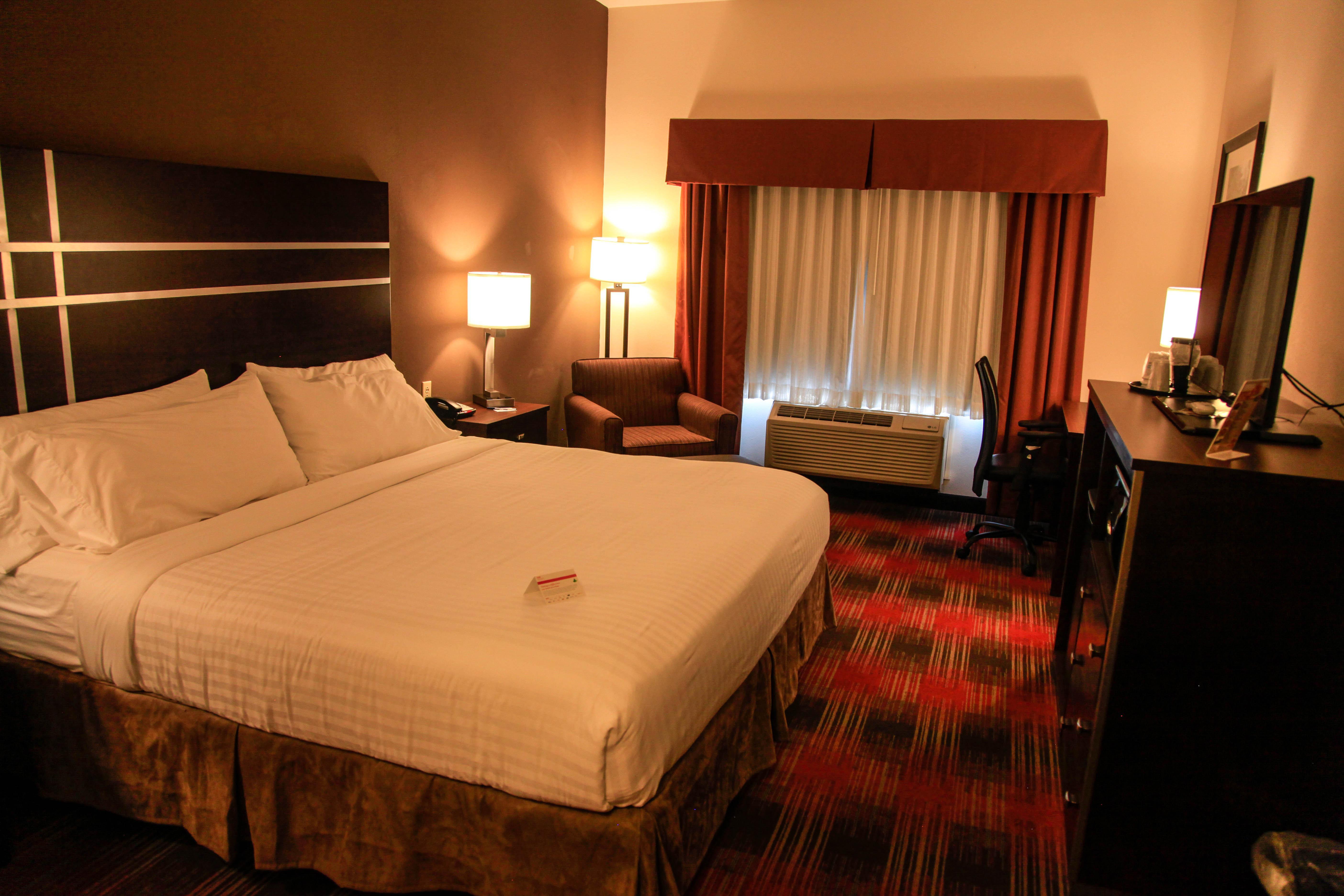 Holiday Inn Express & Suites Cumberland - La Vale By Ihg Exterior foto