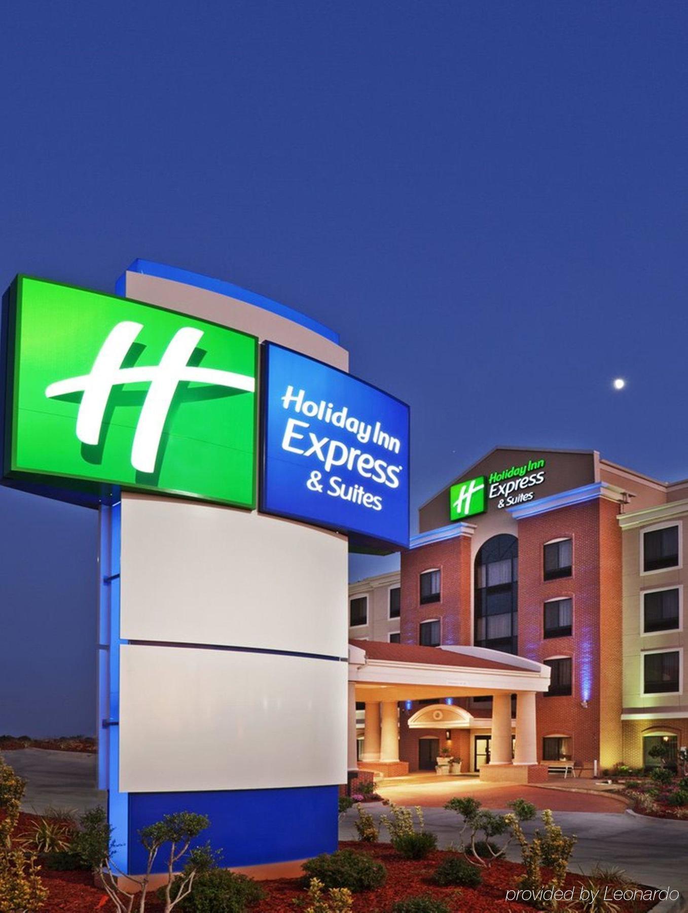 Holiday Inn Express & Suites Cumberland - La Vale, An Ihg Hotel Exterior foto