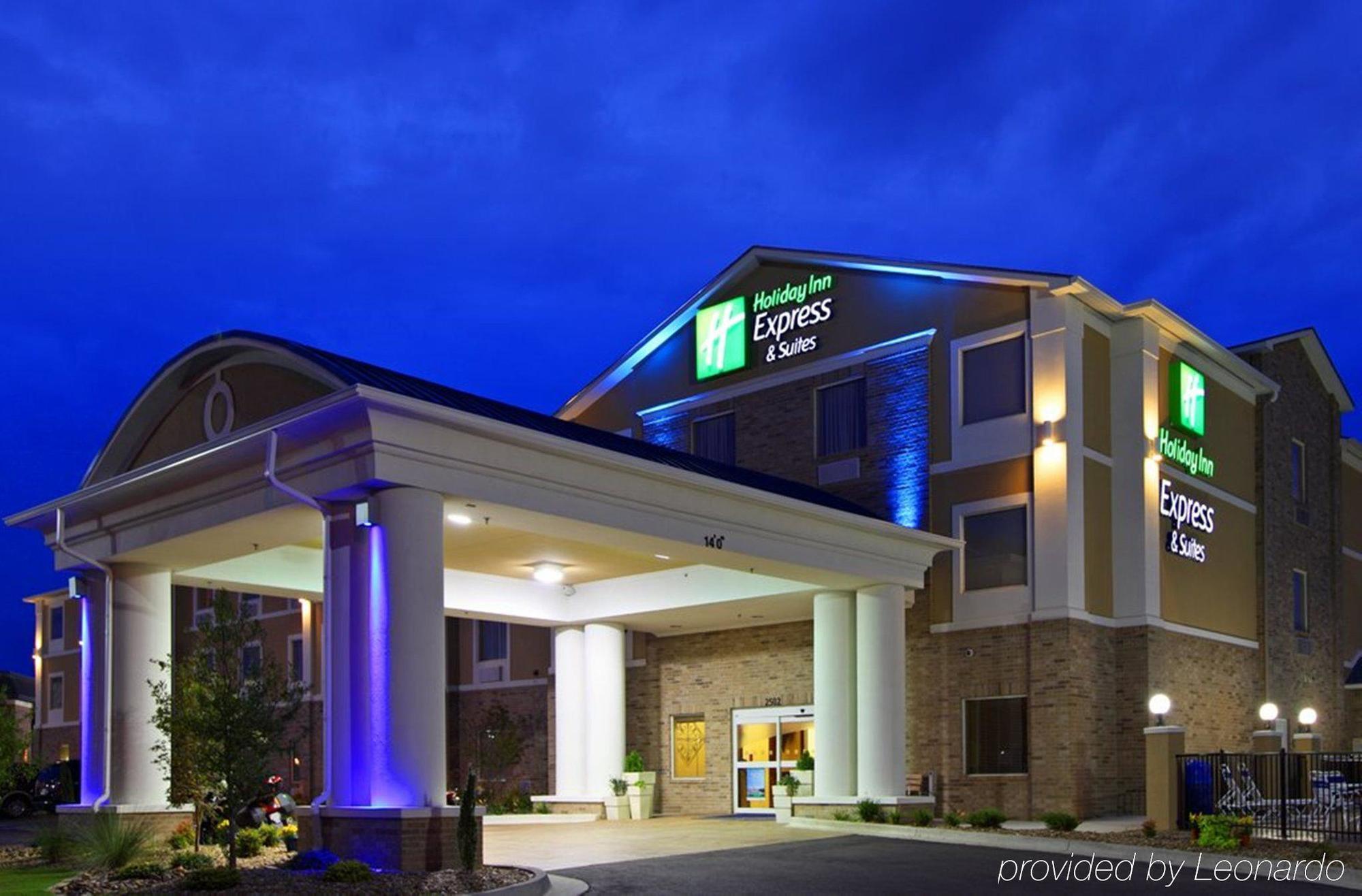 Holiday Inn Express & Suites Cumberland - La Vale, An Ihg Hotel Exterior foto